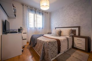 Piso en venta en Universidad en Ávila