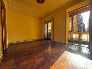 Piso en venta en Centro en Gijón