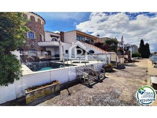 Casa en venta en Empuriabrava en Castelló d´Empúries