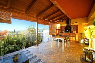 Casa adosada en venta en Viladecavalls