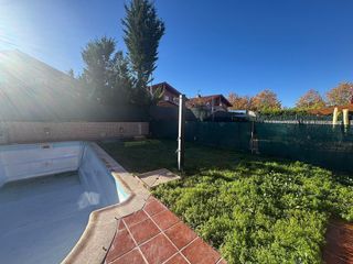 Casa adosada en venta en Renedo de Esgueva