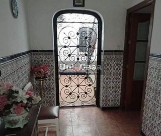 Casa adosada en venta en Santa Rosa - Valdeolleros en Córdoba