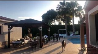 Casa en venta en Elda