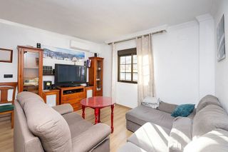 Chalet en venta en Iznalloz