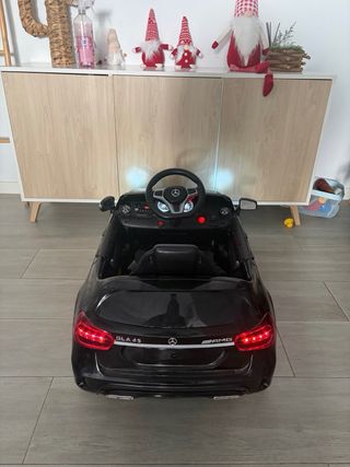 Coche eléctrico Mercedes para niño