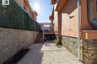Casa pareada en venta en Jun