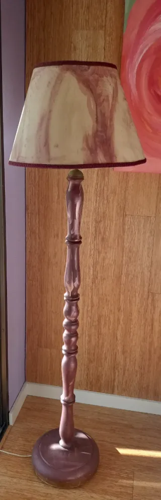 Lámpara de pie vintage madera y tela