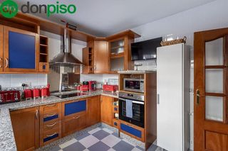 Chalet en venta en Cúllar Vega