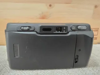 Minolta Riva Zoom 70c Fotocamera