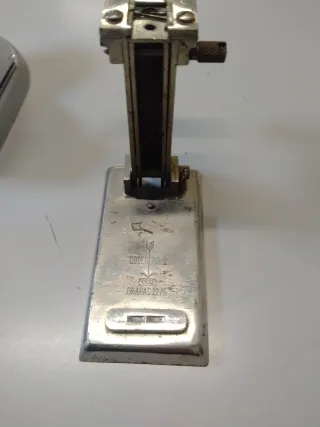 Grapadora y perforadora metálica El Casco