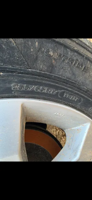 Llantas Nissan Pathfinder 255/65/R17 114H