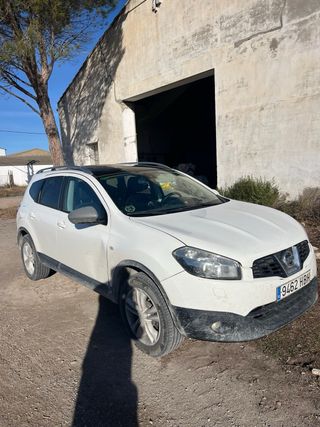 Nissan Qashqai+2 2011