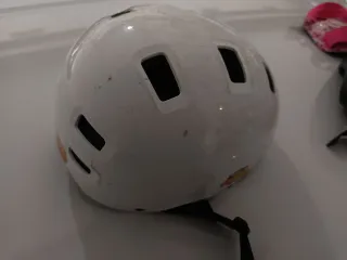 Casco patinaje infantil blanco