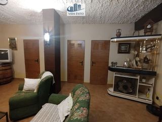 Piso en venta en Torre del Campo