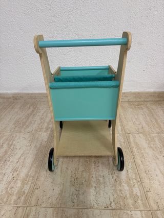 Carrito de compra de juguete de madera