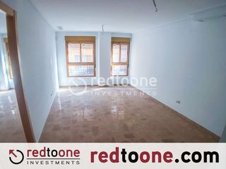 Piso en venta en Mercado en Alicante