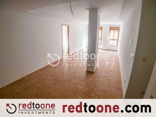 Piso en venta en Mercado en Alicante