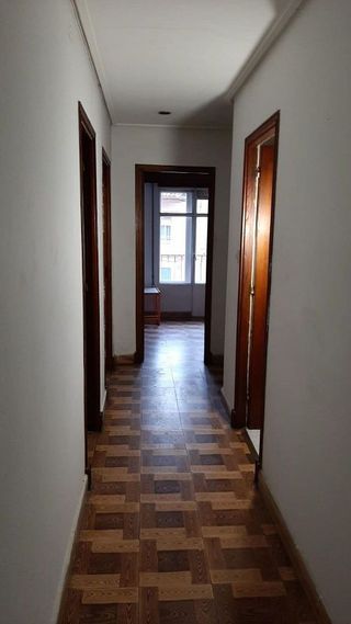 Piso en venta en Mariñamansa en Ourense
