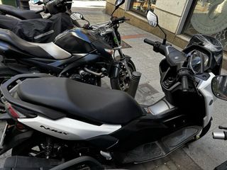 Yamaha Nmax 125 Moto