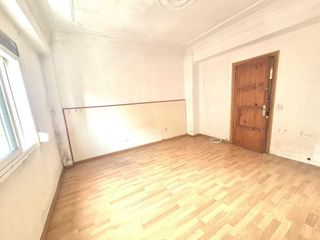 Piso en venta en Los Juzgados en Mislata