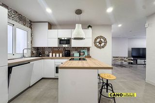 Piso en venta en Centro en Almería