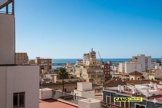 Piso en venta en Centro en Almería