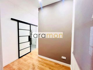 Piso en venta en Praza España - Casablanca en Vigo