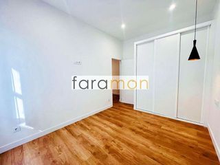 Piso en venta en Praza España - Casablanca en Vigo