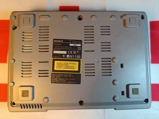 Console PS1 SCPH-7502 + Tomb Raider III + Valigetta