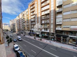 Piso en venta en Centro en Ourense