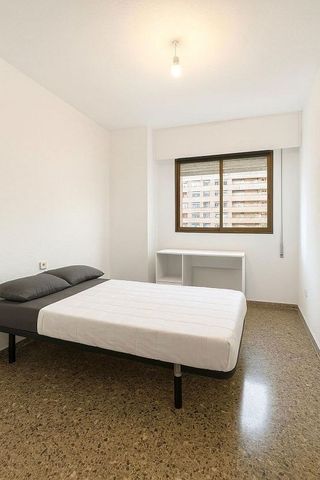 Piso en venta en Mestalla en Valencia