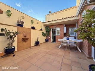 Casa en venta en Centre en Sant Quirze del Vallès