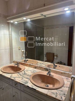 Piso en venta en La Salut - Lloreda en Badalona