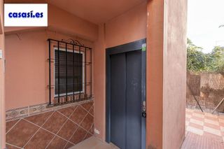 Chalet en venta en Ogíjares