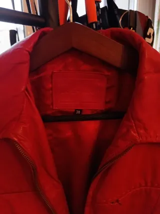 Chaqueta de auténtica piel roja