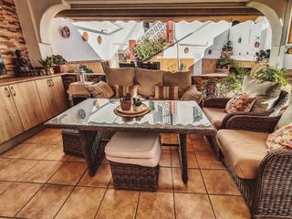 Casa pareada en venta en Nueva Andalucía centro en Marbella