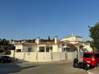 Chalet en venta en Riviera del Sol en Mijas