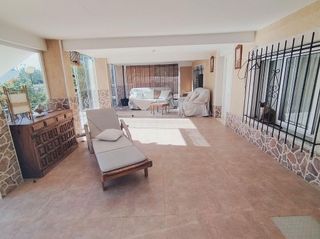 Chalet en venta en Novelda