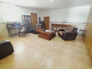 Chalet en venta en Novelda