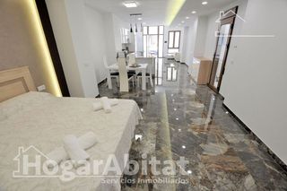 Piso en venta en Benicalap en Valencia