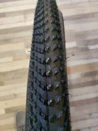 Neumático Bici 54-559 (26x2.10)