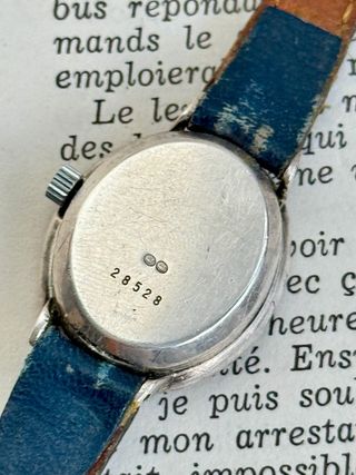 Reloj Lip Plata Ovalado Mujer Vintage