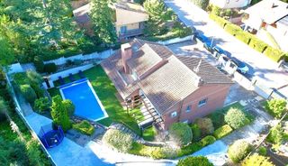 Chalet en venta en Corbera de Llobregat