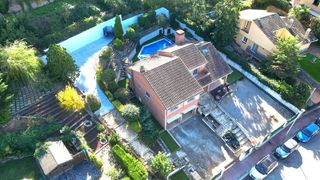 Chalet en venta en Corbera de Llobregat