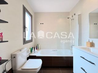 Piso en venta en La Salut - Lloreda en Badalona