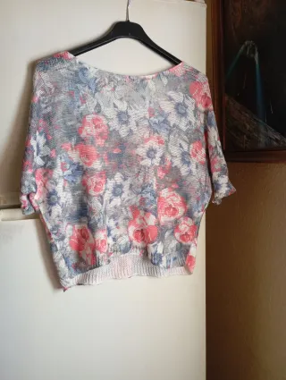 Blusa floral talla única