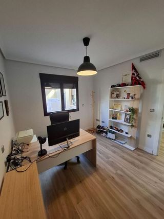 Chalet en venta en Yecla