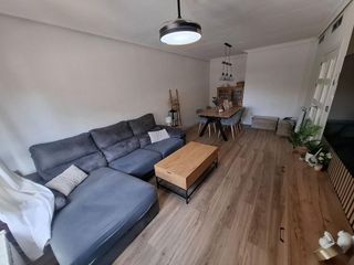 Chalet en venta en Yecla