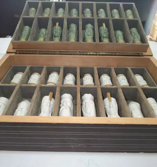 Juego Ajedrez Cerámica Vintage Figuras Reyes