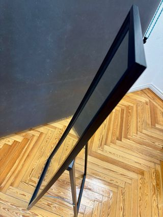 Specchio da terra Ikea con cornice nera